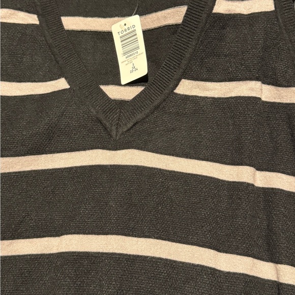 Torrid Black Striped Sweater Vest - Picture 4 of 5